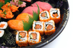 Якитория подает суши по фэн-шую