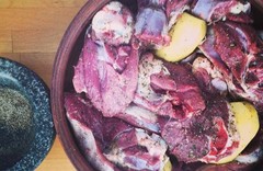 Клефтико - нежное томленое мясо по-кипрски