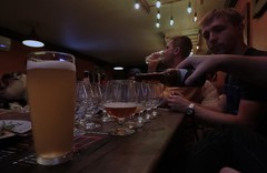 В Харькове учат пить правильное пиво